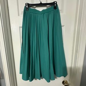 Pleated maxi skirt turquoise
